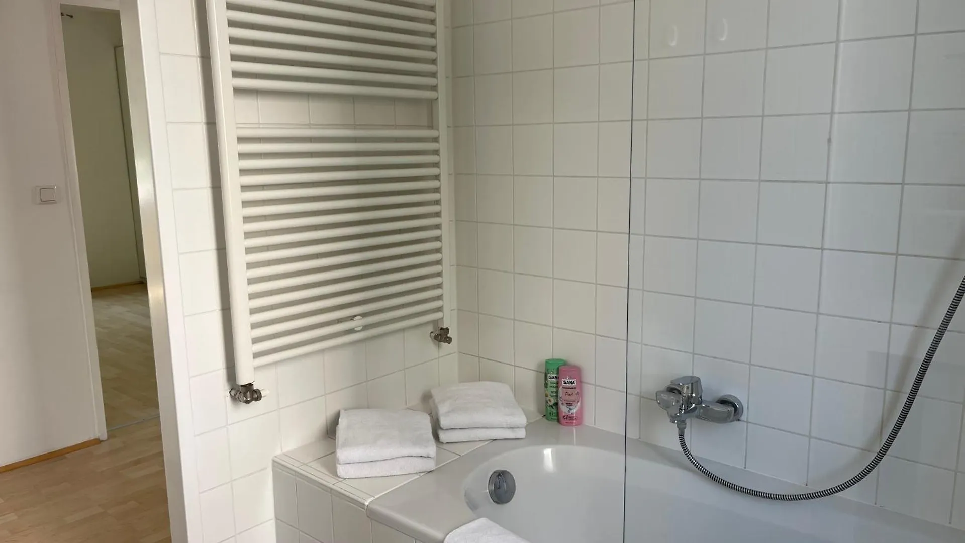 Traumgarten In Traumlage - 25 Minuten Ins Zentrum Vienna Austria