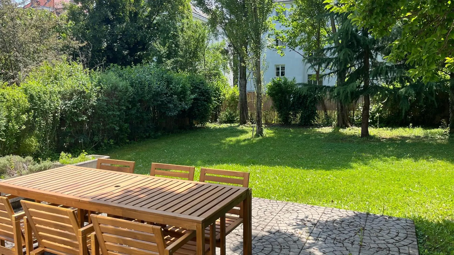 Apartment Traumgarten In Traumlage - 25 Minuten Ins Zentrum Vienna Austria